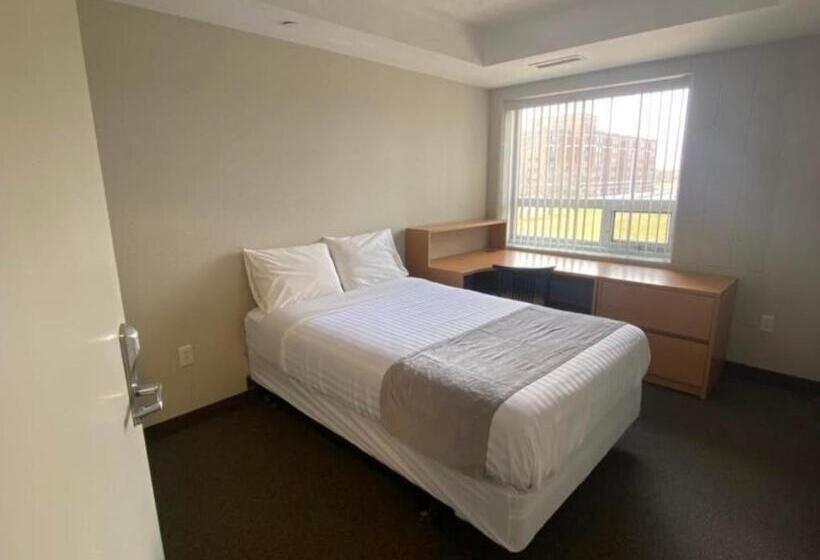 四卧套房, Residence & Conference Centre   London