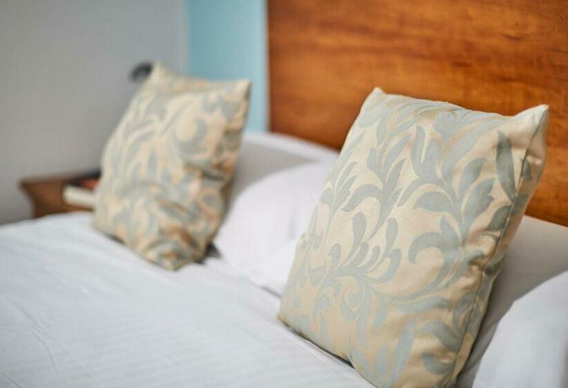 חדר סטנדרט, Yarnfield Park Training And Conference Centre