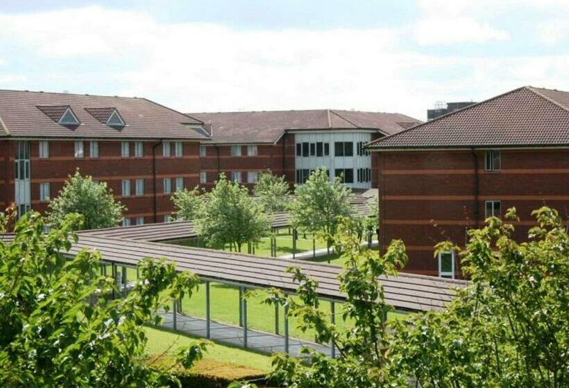 חדר סטנדרט, Yarnfield Park Training And Conference Centre