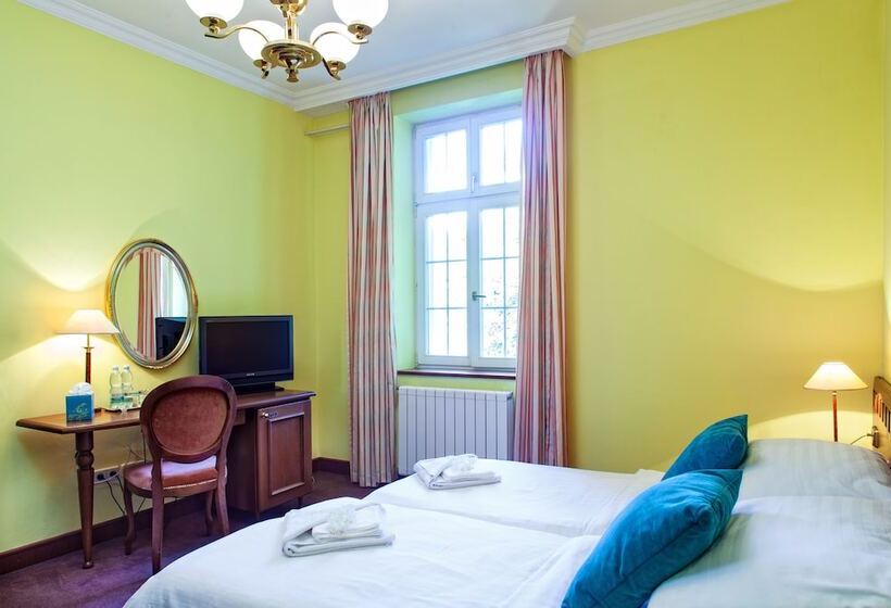 غرفة عائلية, Retro Hotel Villa Ostrava