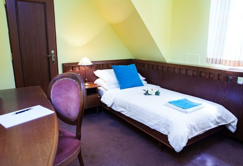 شقة غرفة واحدة, Retro Hotel Villa Ostrava