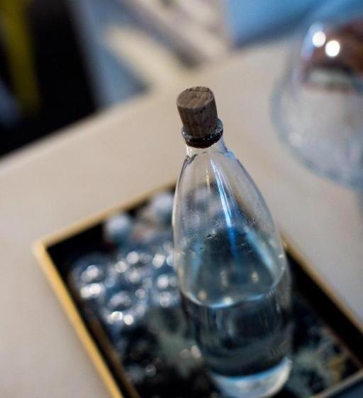 غرفة قياسية, Goldsmith
