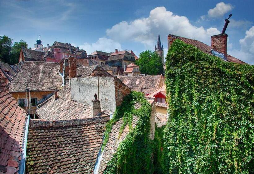 Номер Superior, Goldsmith