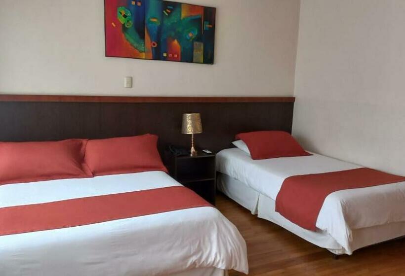 스탠다드 트리플 룸, Hostal Casa De Lidice