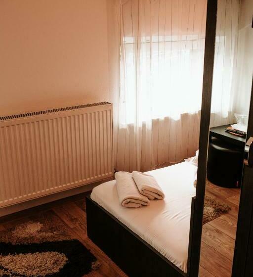 スタンダードルーム, Pensiunea Pictorilor