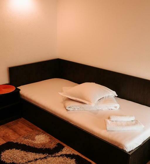 スタンダードルーム, Pensiunea Pictorilor