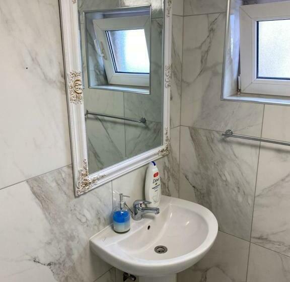 חדר דלוקס יחיד, Pensiunea Pictorilor