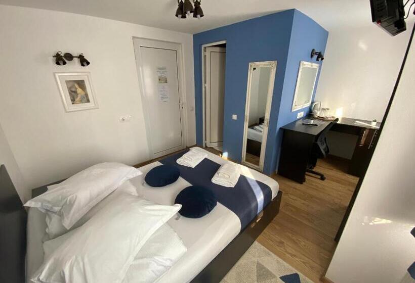 חדר סטנדרט, Pensiunea Pictorilor