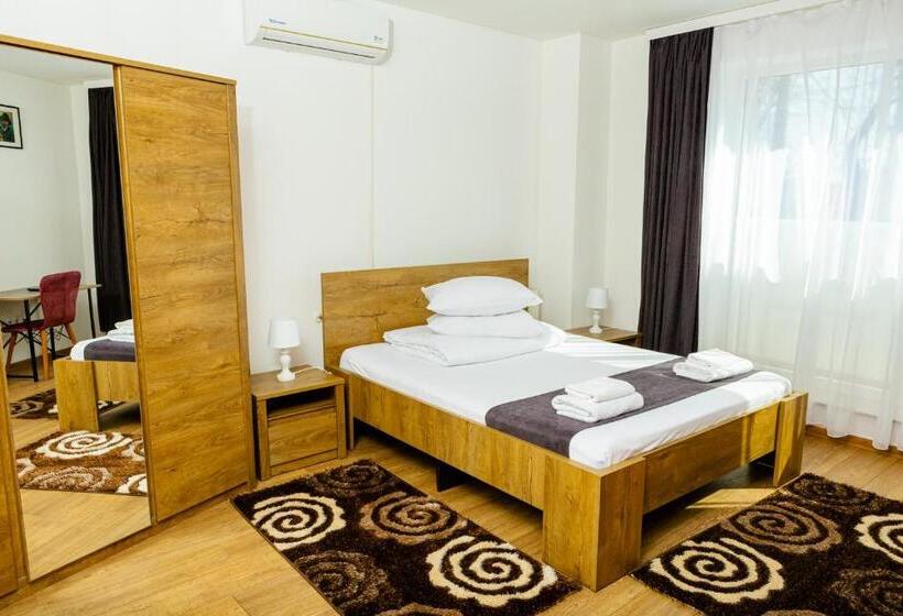 １ベッドルームアパートメント, Pensiunea Pictorilor