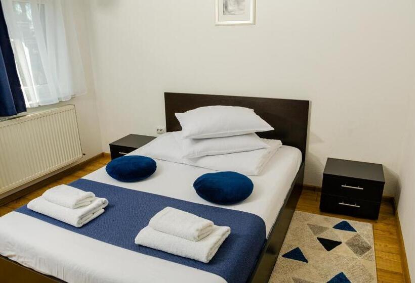 スタンダードルーム, Pensiunea Pictorilor