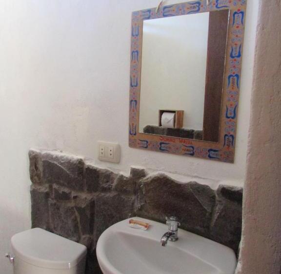 اتاق استاندارد چهار تخته, Sumaq Wayra