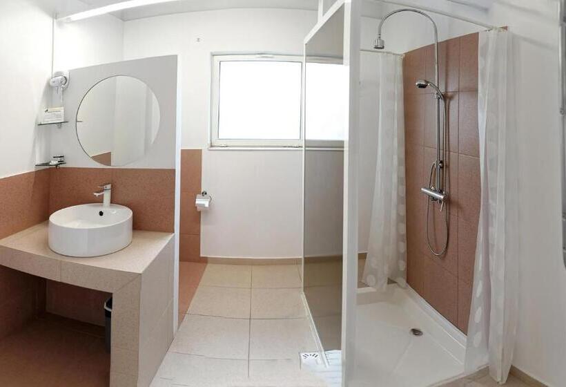 غرفة قياسية سرير مزدوج, Albatros