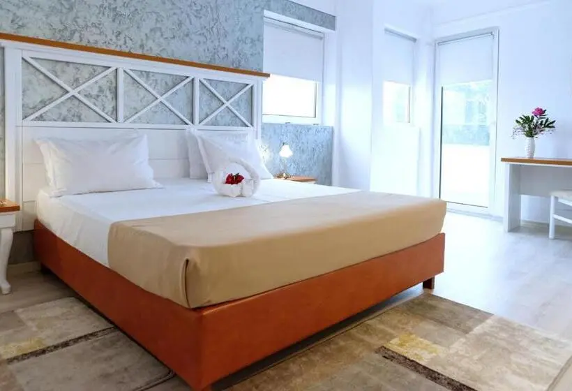 Habitació Estàndard Llit Matrimoni Vista Mar, Albatros