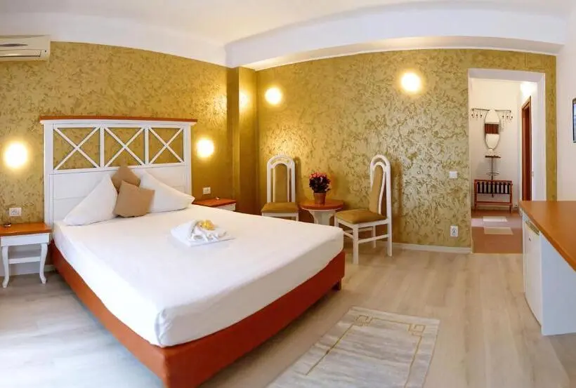 Habitació Estàndard Llit Matrimoni Vista Mar, Albatros