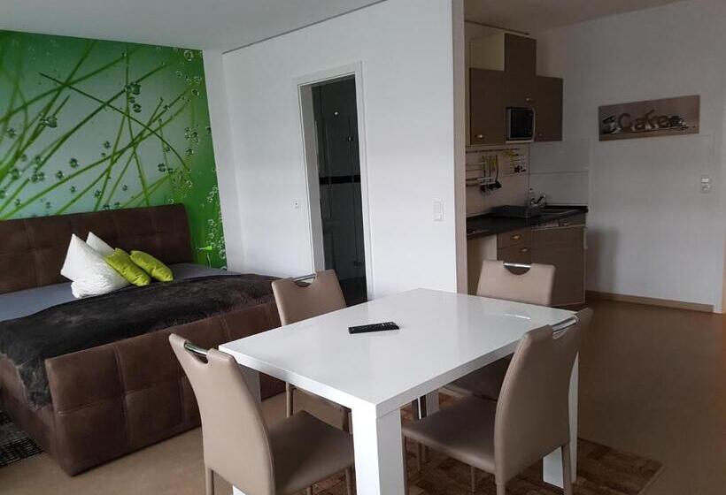 Семейный Номер, Aparthotel Magnolia