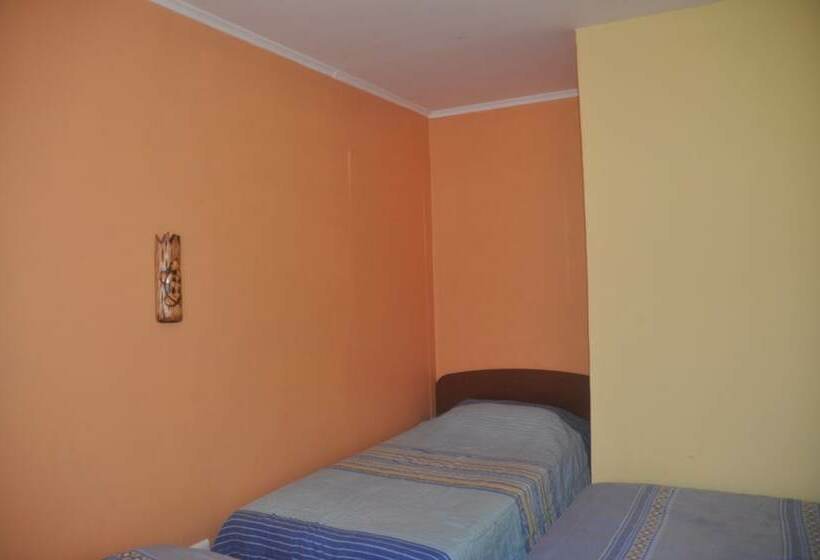 غرفة عائلية, Cabañas Anakena