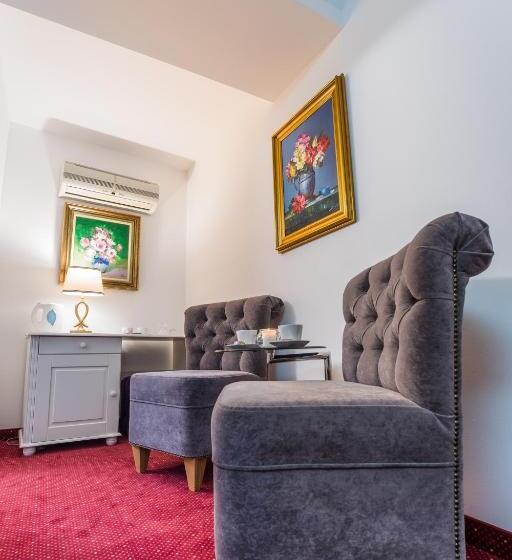 高级大房间, Casa David