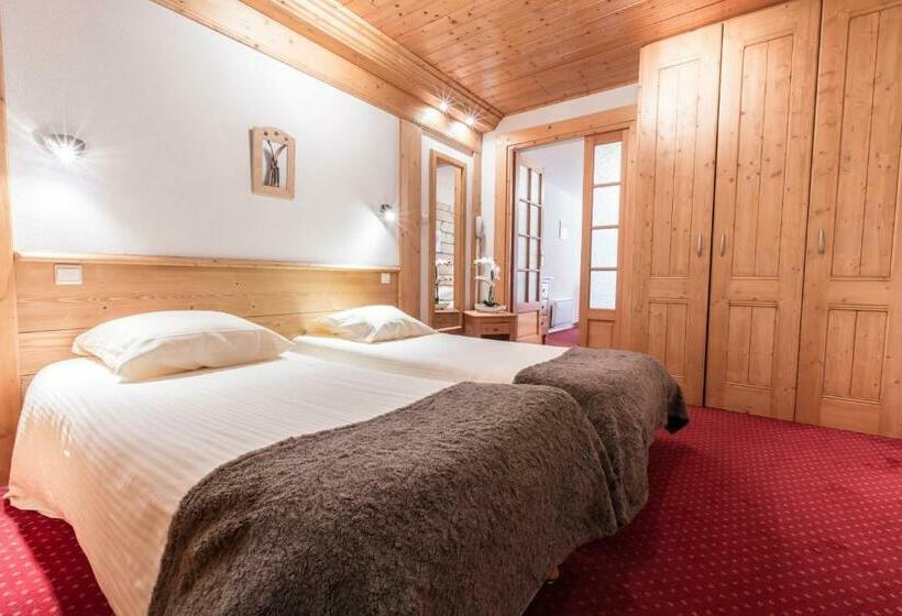 اتاق استاندارد چهار تخته, Club Le Cret