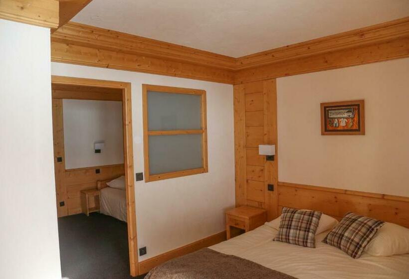 اتاق استاندارد سه نفره, Club Le Cret