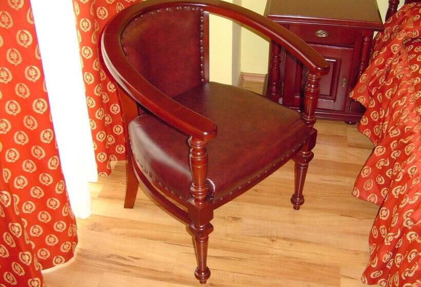 غرفة قياسية, Europa