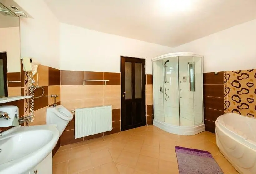 Huoneisto 1 Makuuhuone, Pensiunea Casa Zanelor