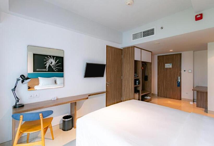 残疾人使用的带特大床的标准间, Holiday Inn Express Baruna, An Ihg