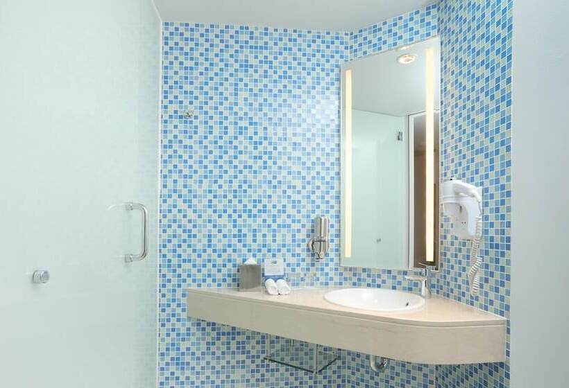 标准间, Holiday Inn Express Baruna, An Ihg