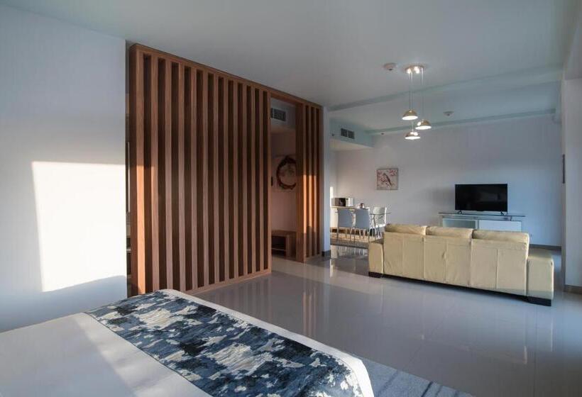 带大床的套房, Holiday Inn Express Baruna, An Ihg