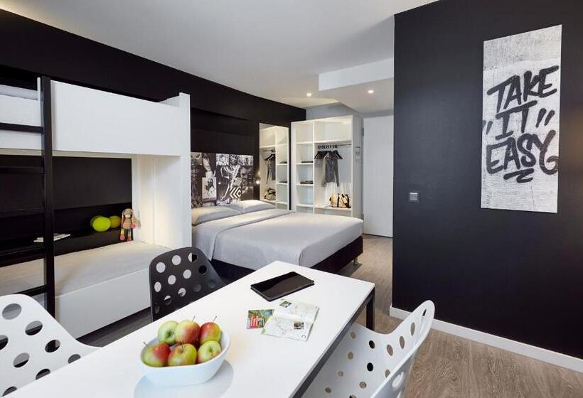 חדר משפחתי, Legere Express Tuttlingen