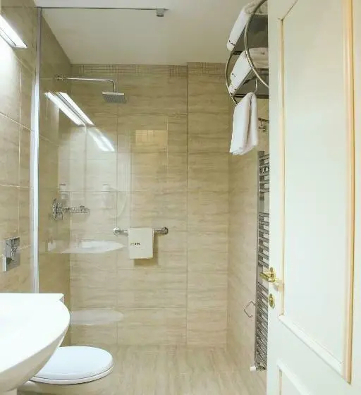Standard-huone, Montana