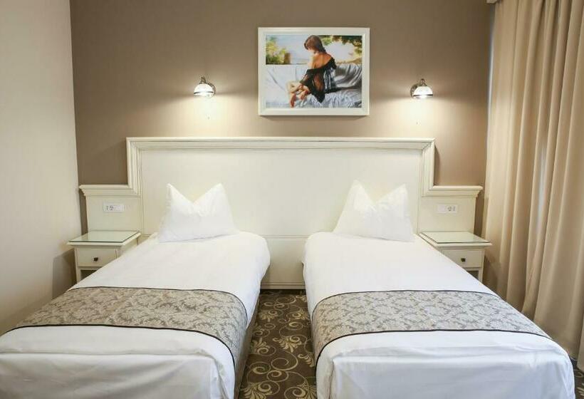 스탠다드 룸, Montana