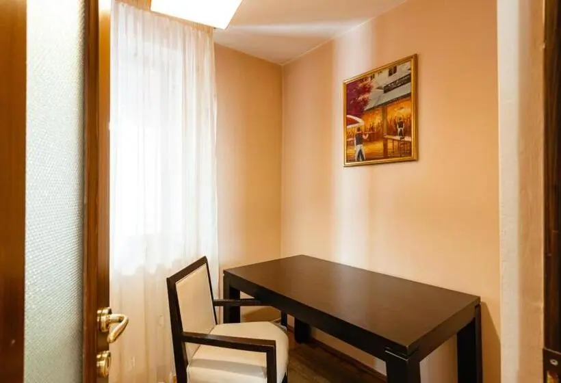 Huoneisto 1 Makuuhuone, Pensiunea Casa Zanelor