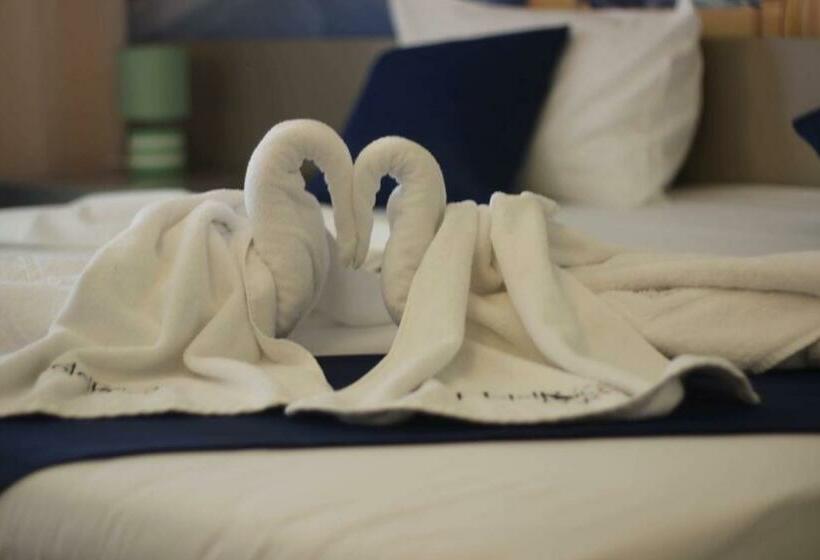 סוויטה משפחתית, Pirates Resort