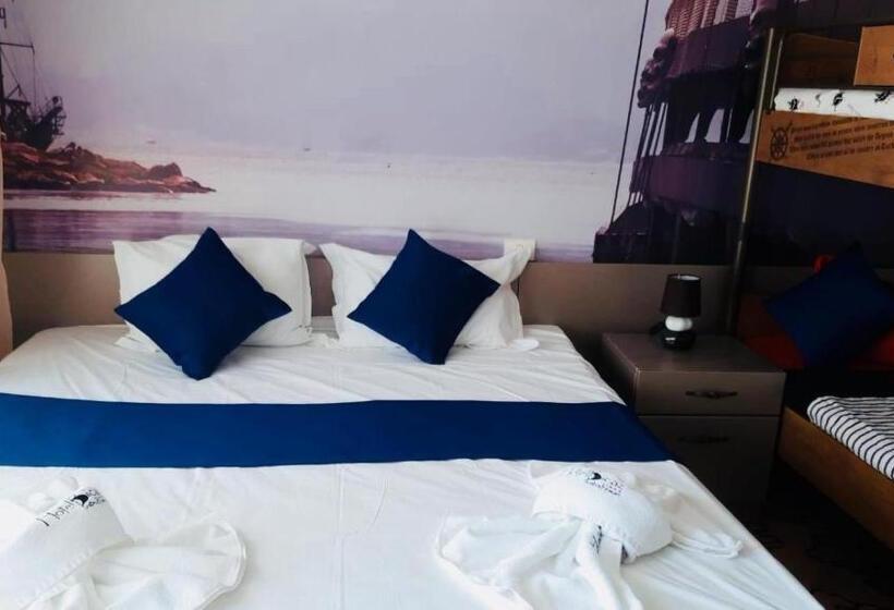 חדר משפתחתי סופריור, Pirates Resort