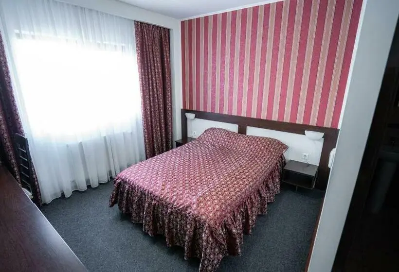 Standard Room, Polaris