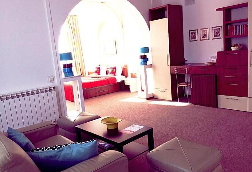 Люкс с гидромассажем, Roberto