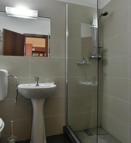 패밀리 스위트, Serena Guesthouse Bran