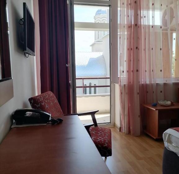 Номер Стандарт с Балконом, Tomis Hotel Neptun