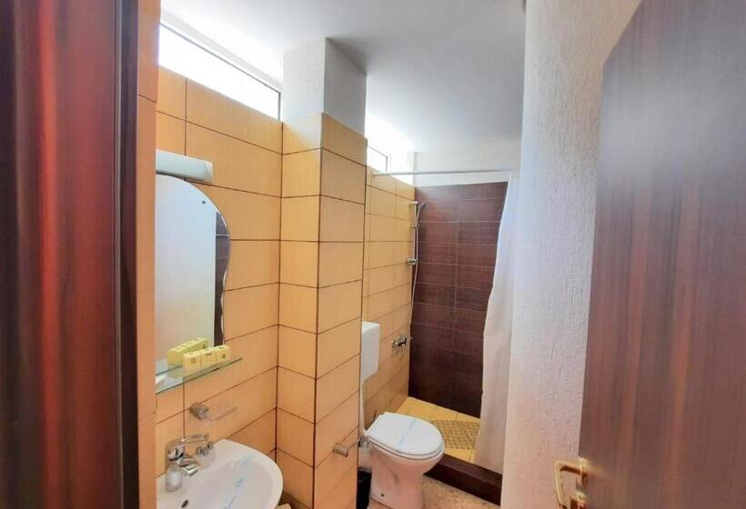 1 Bedroom Apartment Lake View, Tomis Hotel Neptun