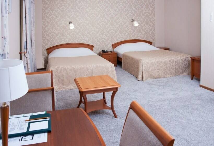 استودیوی استاندارد, Yubileinaya