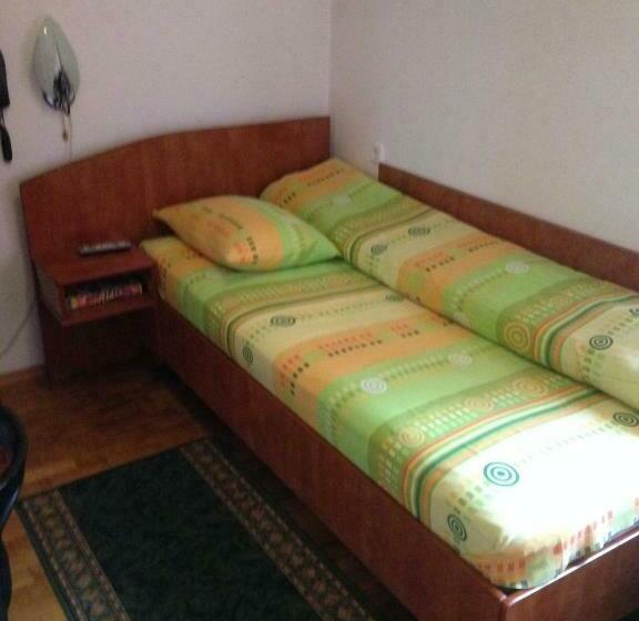 スタンダードシングルルーム, Motel Buti