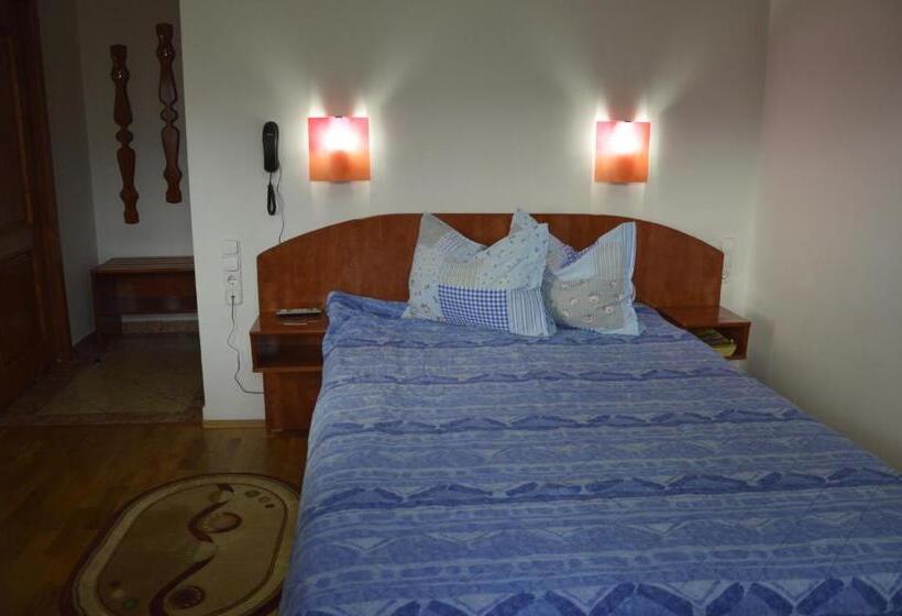 バルコニー付スイート, Motel Buti