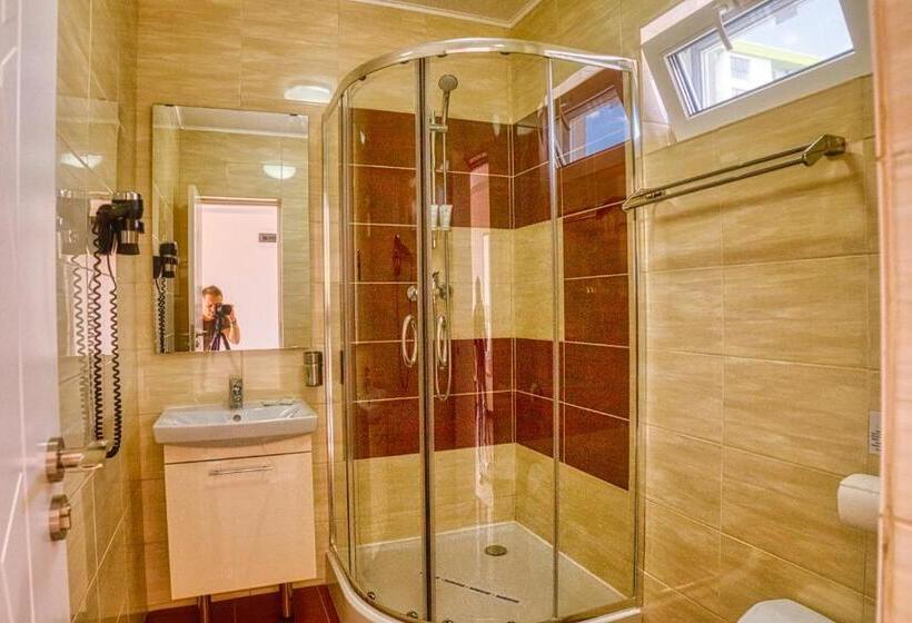 스위트 킹사이즈 침대, Sammos Beach Resort