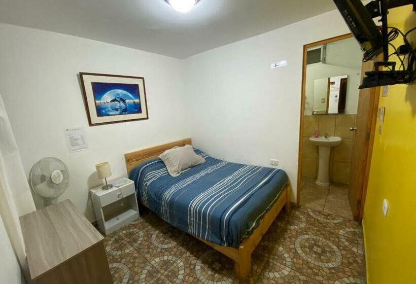 Quarto Estandar, Atenas Backpacker Hospedaje