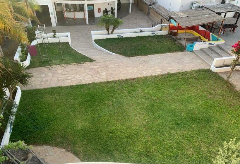 Quarto Estandar, Loki Del Mar