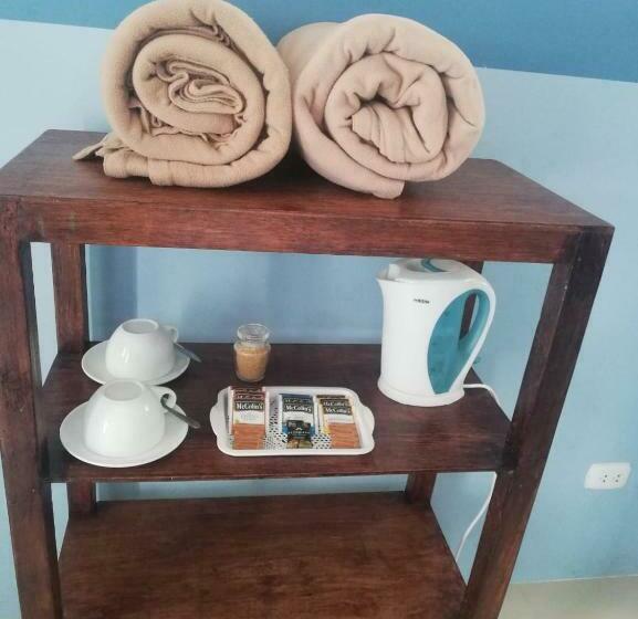 Quarto Estandar, Loki Del Mar