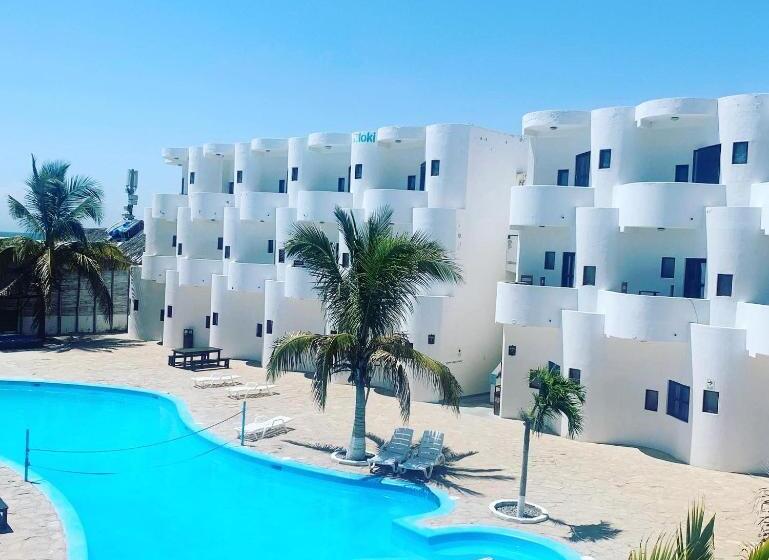 Quarto Familiar, Loki Del Mar