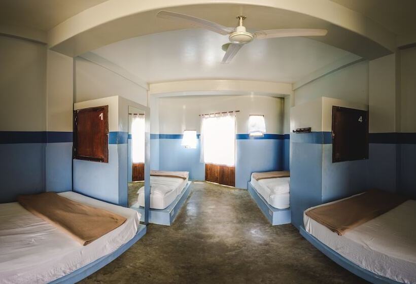 Quarto Quádruplo Estandar, Loki Del Mar