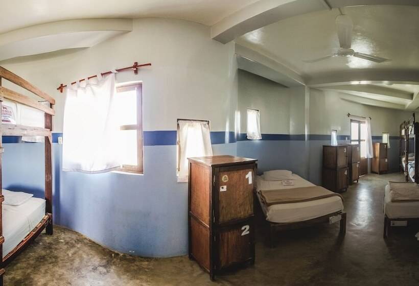 Quarto Quádruplo Estandar, Loki Del Mar