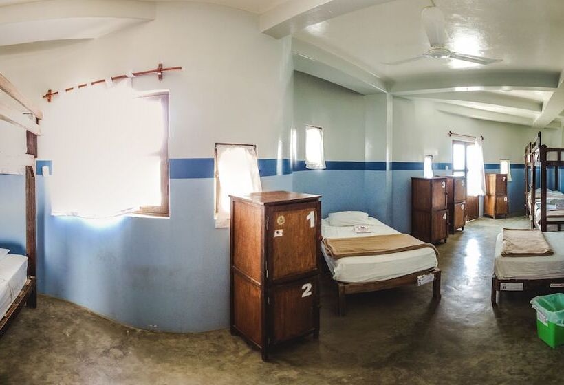 Quarto Quádruplo Estandar, Loki Del Mar